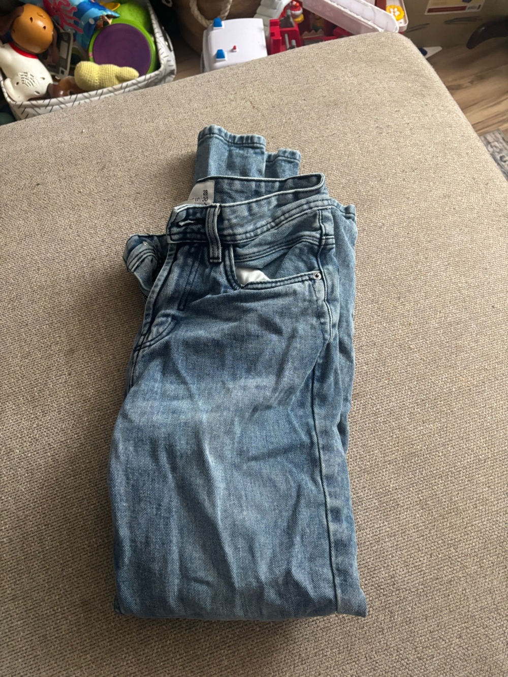 Slim Straight Men's Jeans in Medium Blue Wash